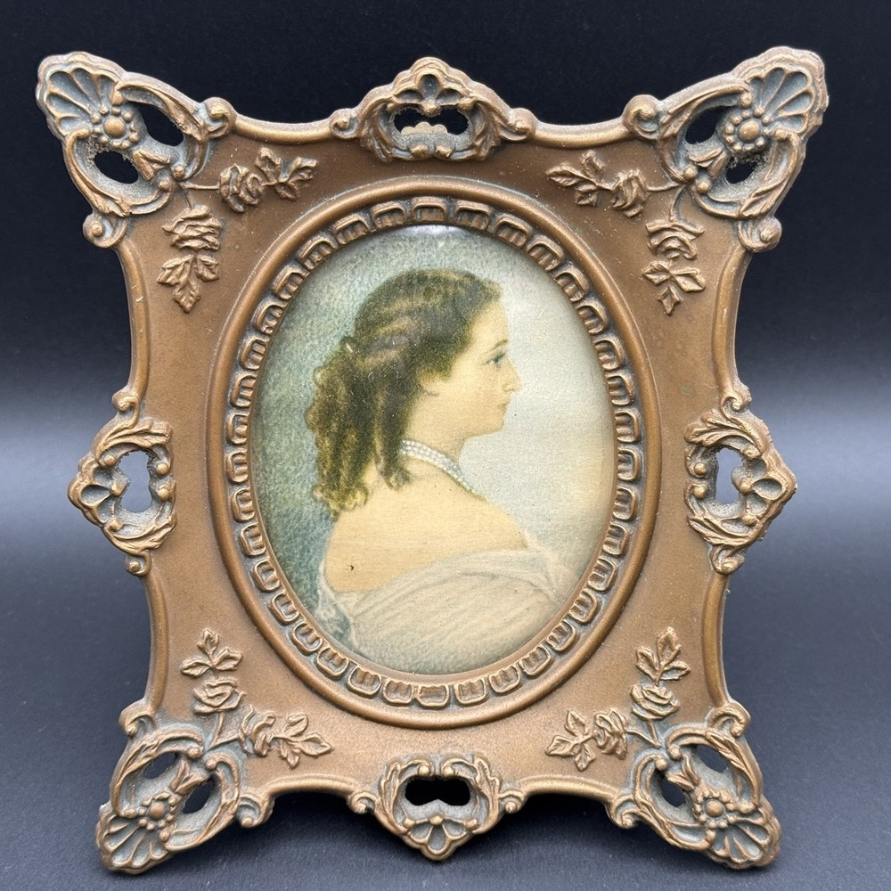 Vtg Cameo Creation Convex Bubble Glass Victorian Lady Portrait Wall Art 5.5x4.5